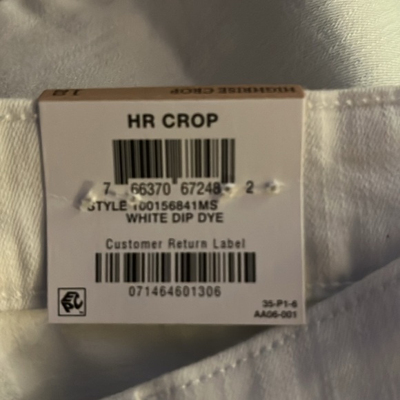 New! White Denim Dip Dye High Rise Capri - Picture 4 of 4